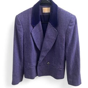 Vintage Woman’s Pendleton Purple houndstooth blazer with velvet collar